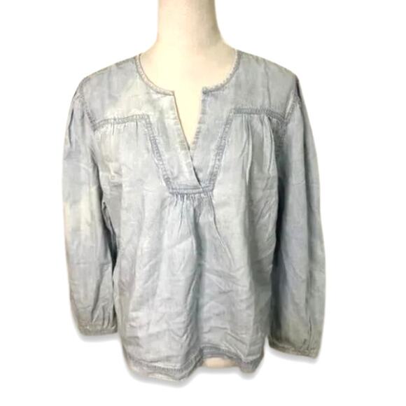 Treasure & Bond Long Sleeves Blouse V-Neck Chambray Elastic Cuffs Blue W M NWT - Picture 2 of 10